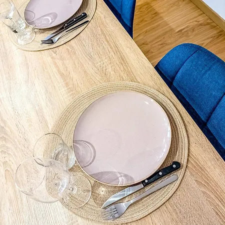 Apartment Cosy Au Pied Des Remparts *