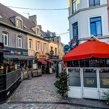 Cosy Au Pied Des Remparts Apartment *